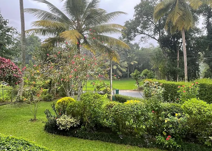 Surveyor\'S Residence Bungalow
